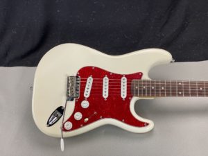 1997 Squier by Fender - Stratocaster Pro Tone - Matching Headstock - ID 1424