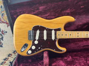1974 Fender - Stratocaster - Lightweight Player Strat - ID 2820