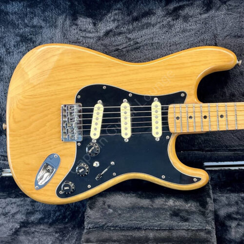 1979 Fender - Hardtail Stratocaster - 3,6 kg - ID 2799
