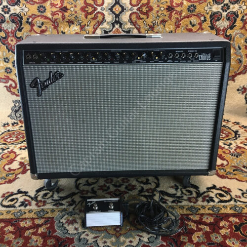 Fender-Ultimate-Chorus-Solid-State-Combo-ID-4631IMG_0875.jpg