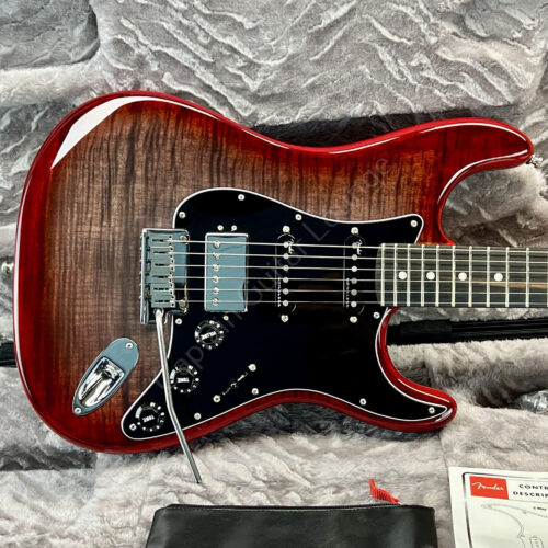 2022 Fender - Limited Edition American Ultra Stratocaster HSS - Umbra - ID 5187