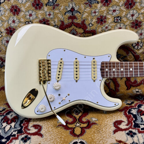 1984 Squier Partscaster - 62 Vintage Stratocaster - Vintage White Refin - ID 5708