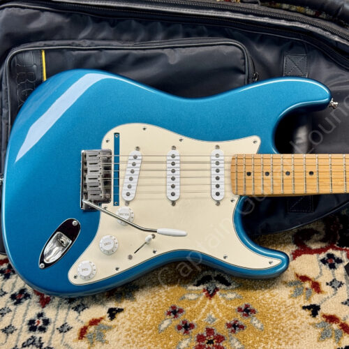 2000 Fender - American Standard Stratocaster - Aqua Marine Metallic - ID 5705