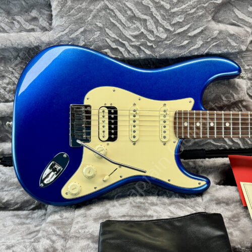 2022 Fender - American Ultra Stratocaster HSS RW - Cobra Blue - ID 5689
