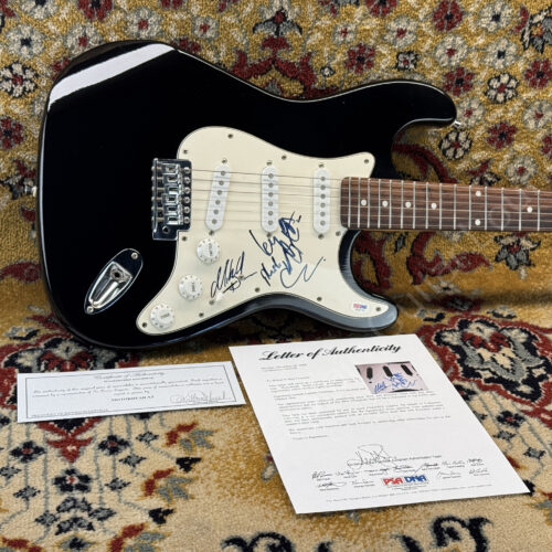2008 Austin Bazaar - Stratocaster - Pickguard signed by Motörhead - ID 6071